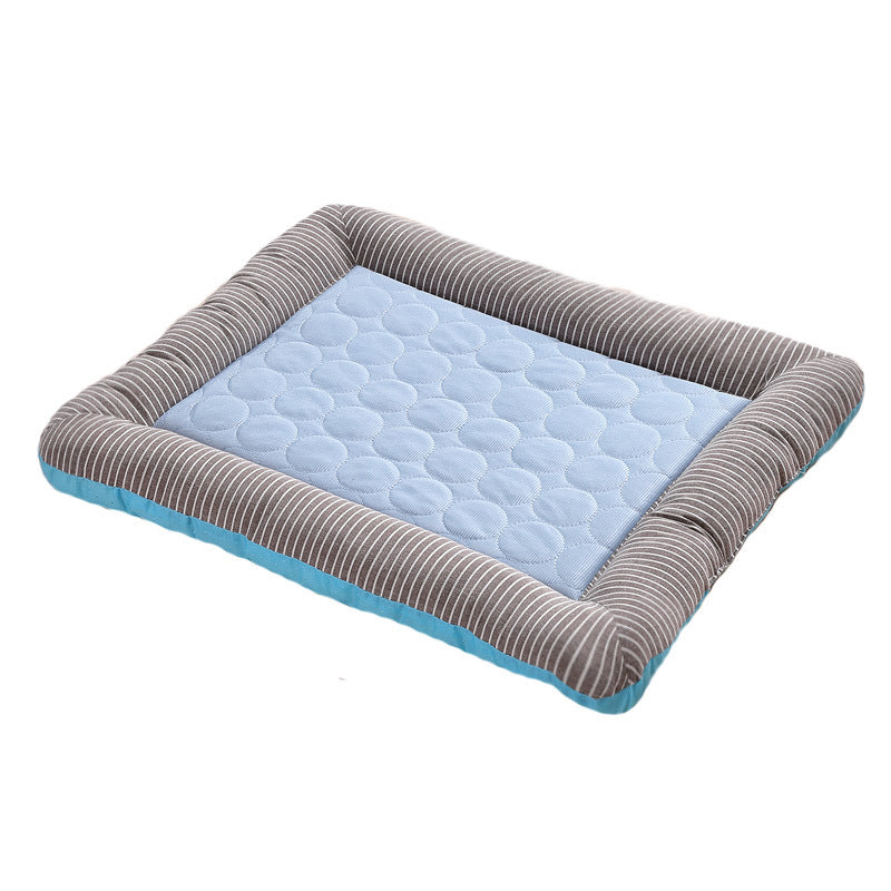 Where Comfort Meets Chill for Your Pet's Pad